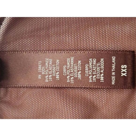 Skims hi cut panty Nwt - Picture 4 of 8